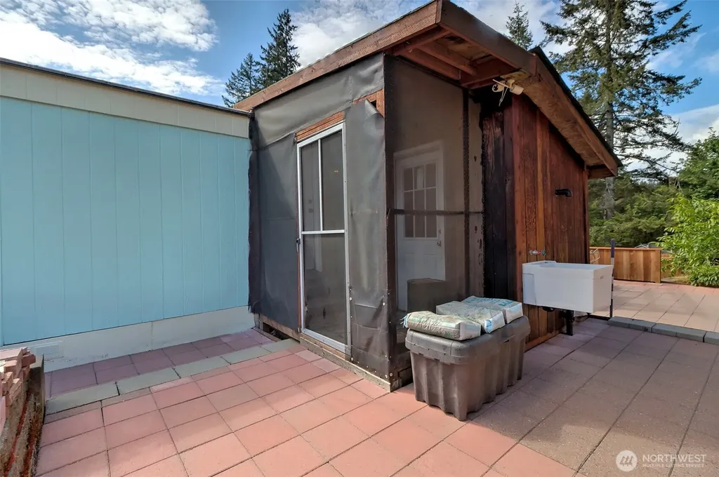 302 E Oak Street Shelton WA 98584
