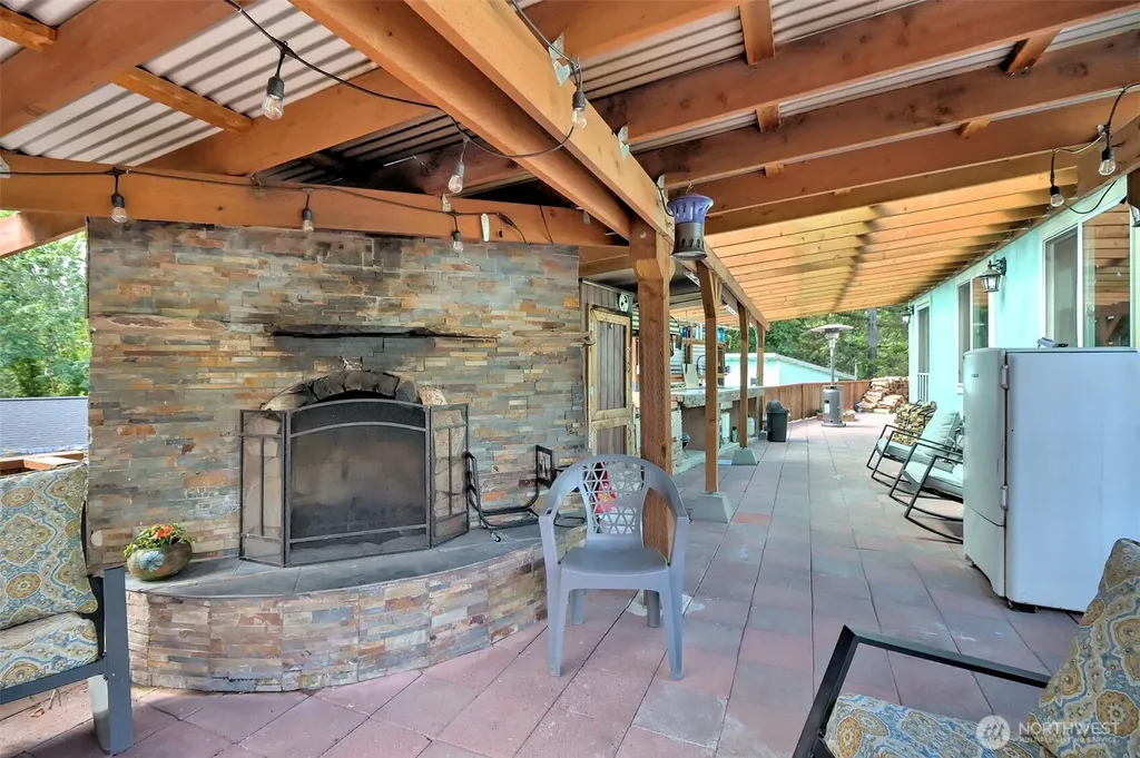 302 E Oak Street Shelton WA 98584