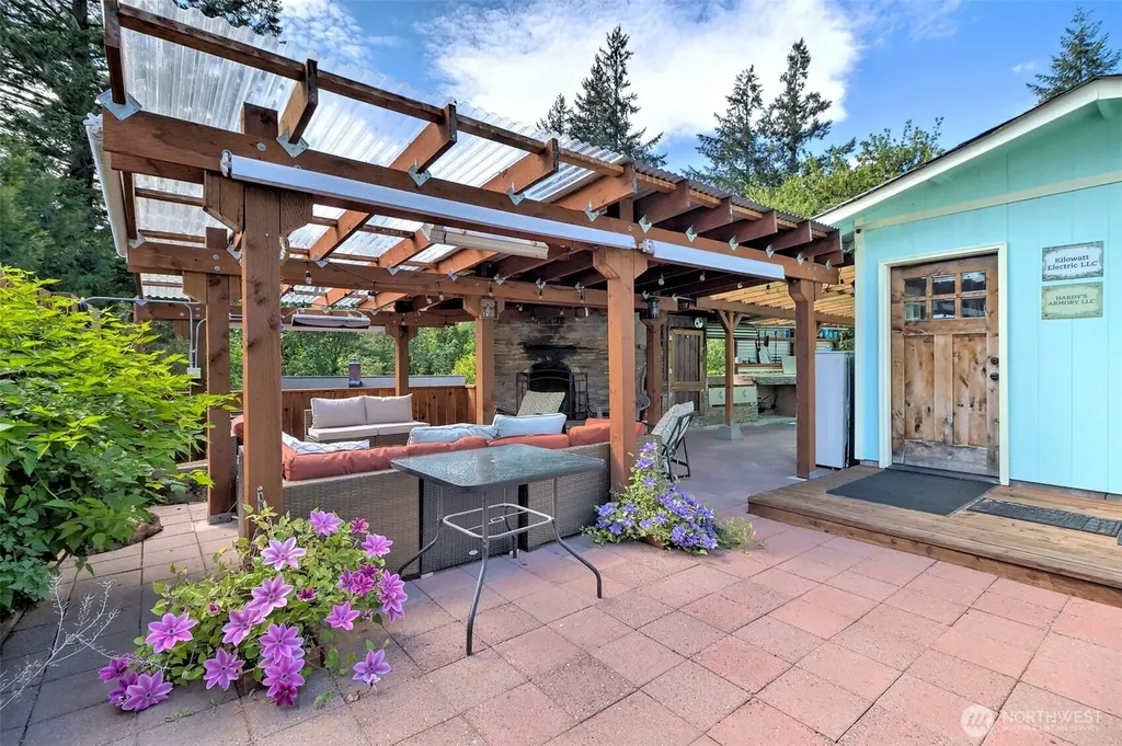 302 E Oak Street Shelton WA 98584