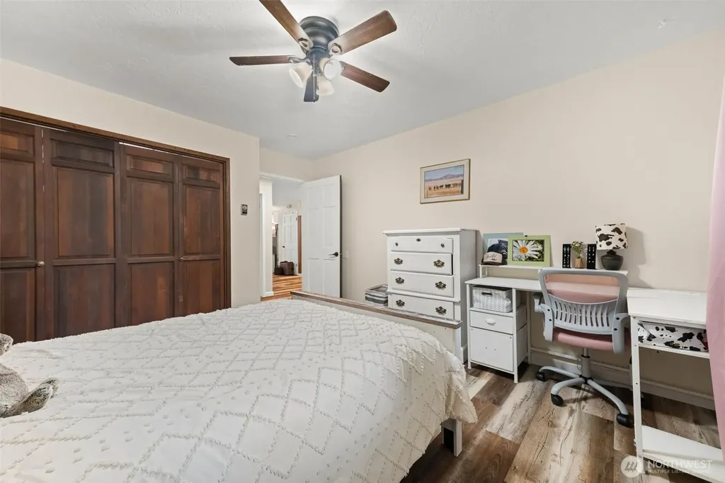 624 W Cedar Avenue Montesano WA 98563