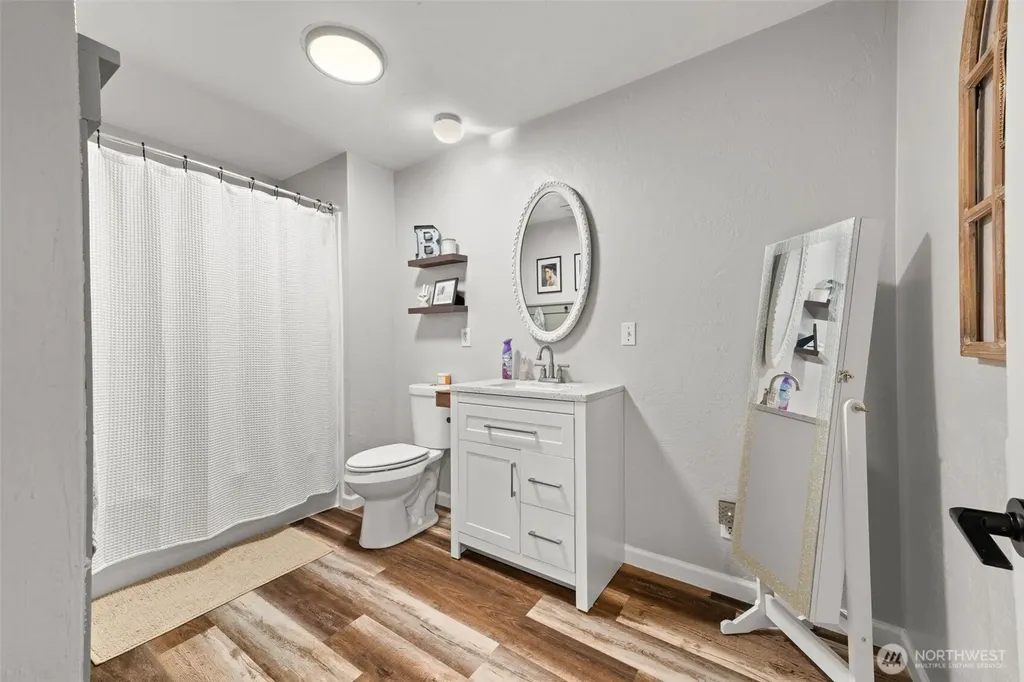 624 W Cedar Avenue Montesano WA 98563