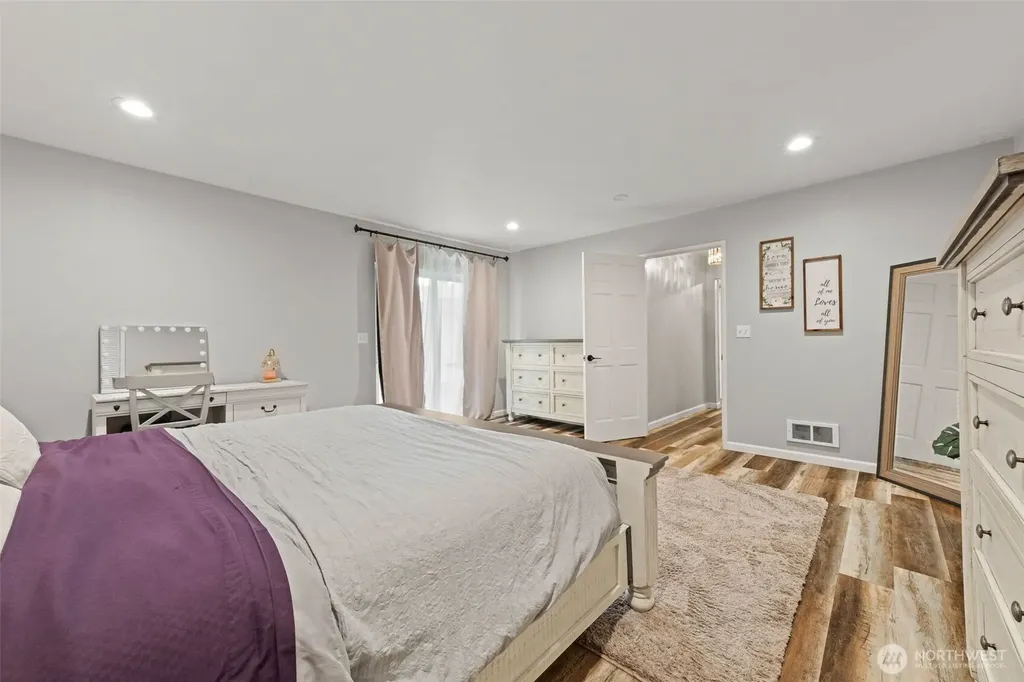624 W Cedar Avenue Montesano WA 98563