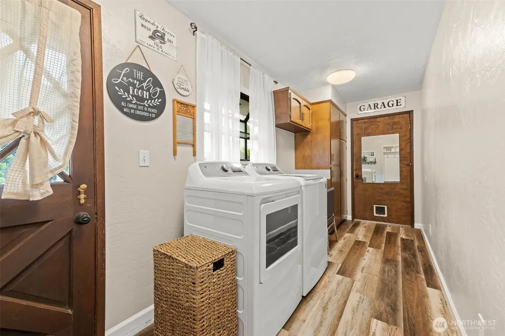 624 W Cedar Avenue Montesano WA 98563