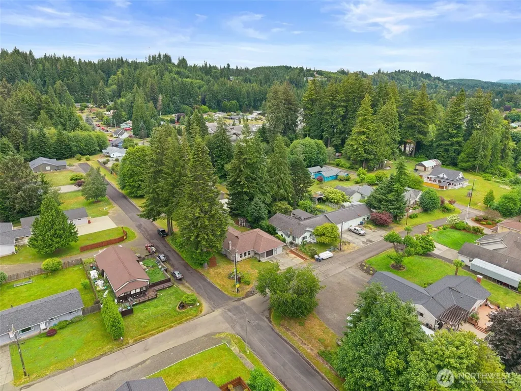 624 W Cedar Avenue Montesano WA 98563