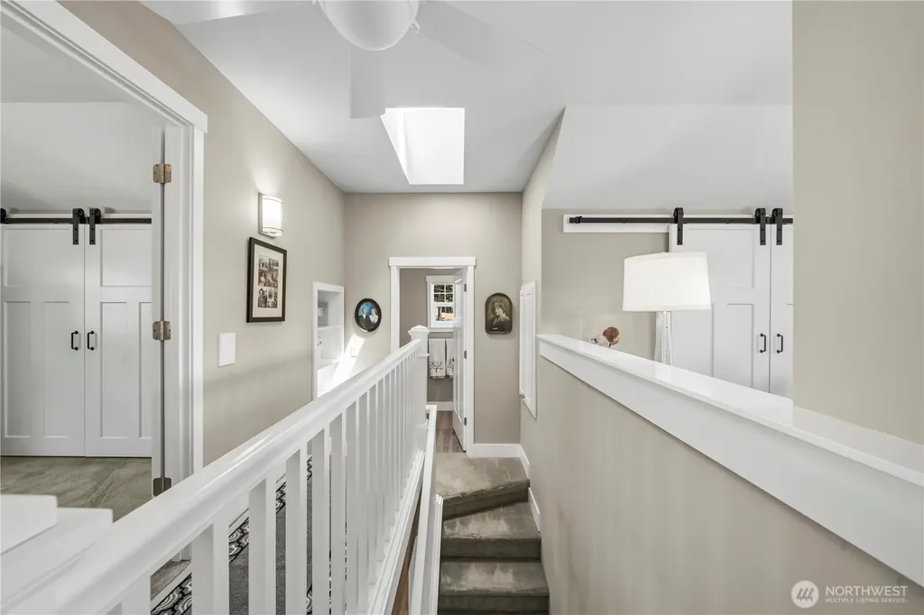 31024 6th Lane SW Federal Way WA 98023