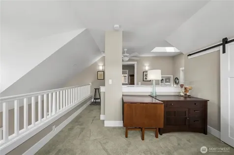 31024 6th Lane SW Federal Way WA 98023