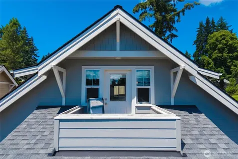 31024 6th Lane SW Federal Way WA 98023