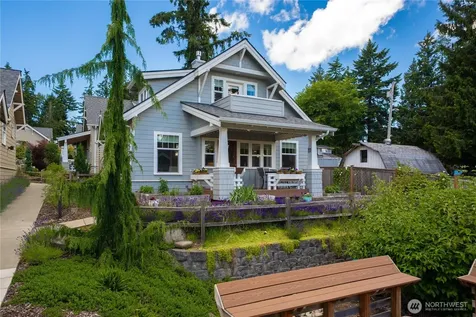 31024 6th Lane SW Federal Way WA 98023