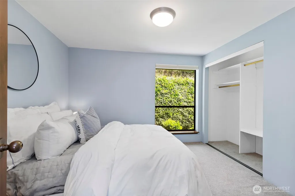 3140 Sahali Drive Bremerton WA 98310