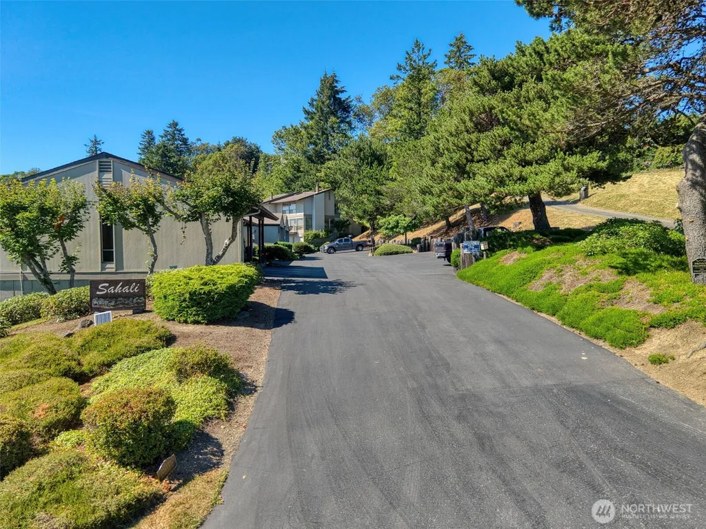 3140 Sahali Drive Bremerton WA 98310