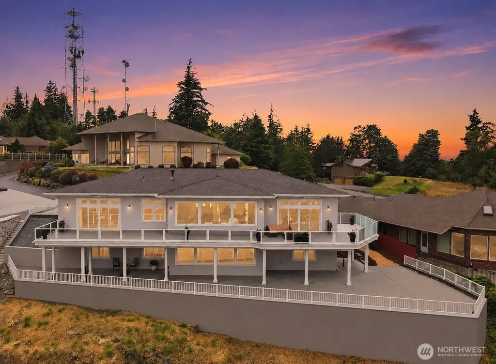 880 Bella Vista Lane Burlington WA 98233