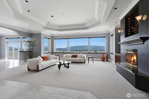 880 Bella Vista Lane Burlington WA 98233