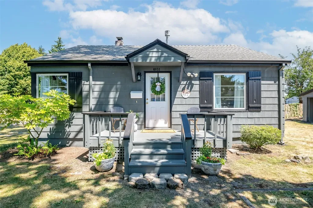 6851 S Gove Street Tacoma WA 98409