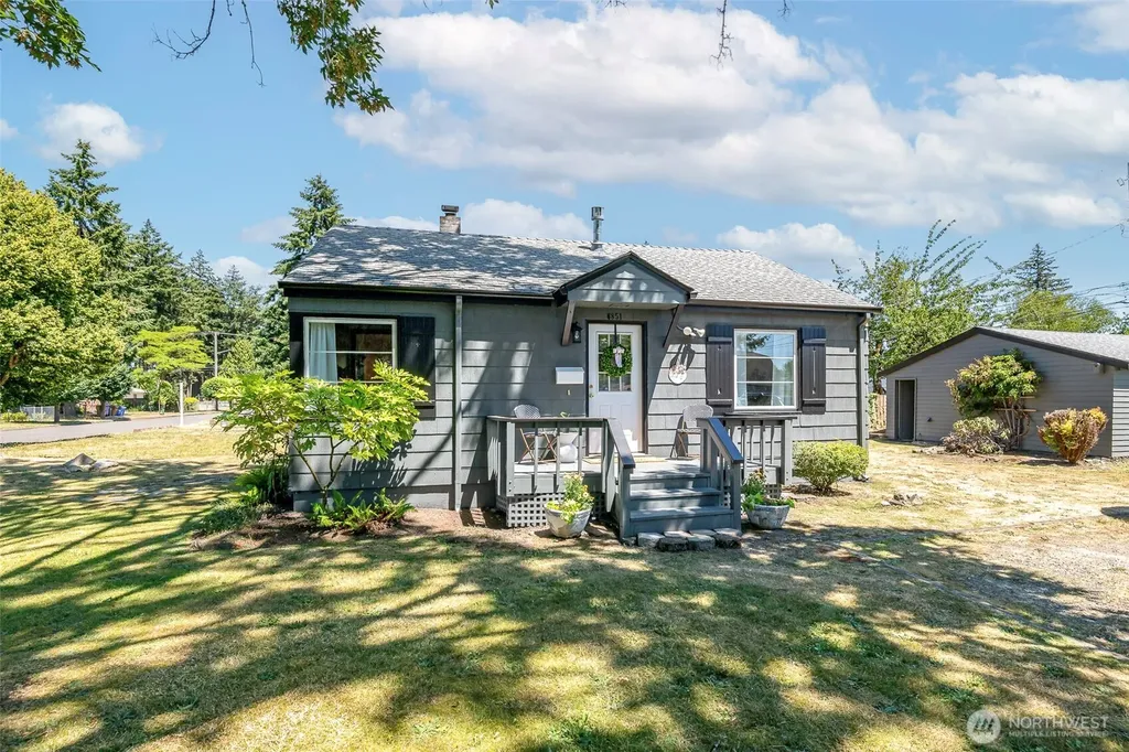 6851 S Gove Street Tacoma WA 98409