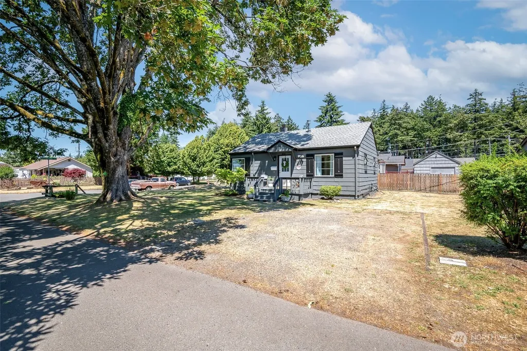 6851 S Gove Street Tacoma WA 98409