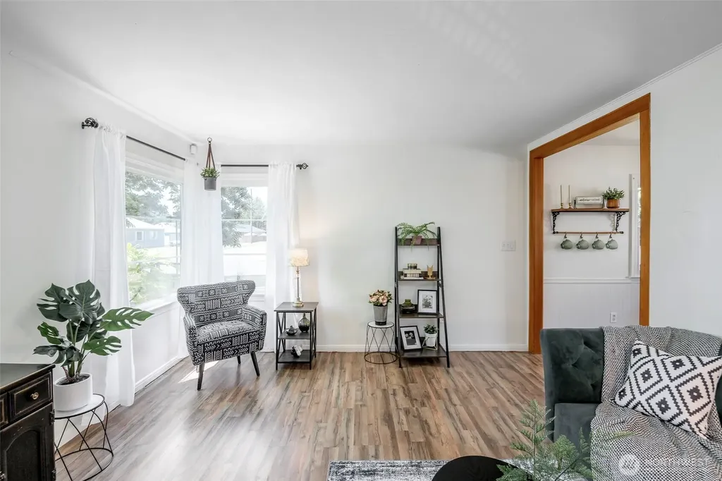 6851 S Gove Street Tacoma WA 98409