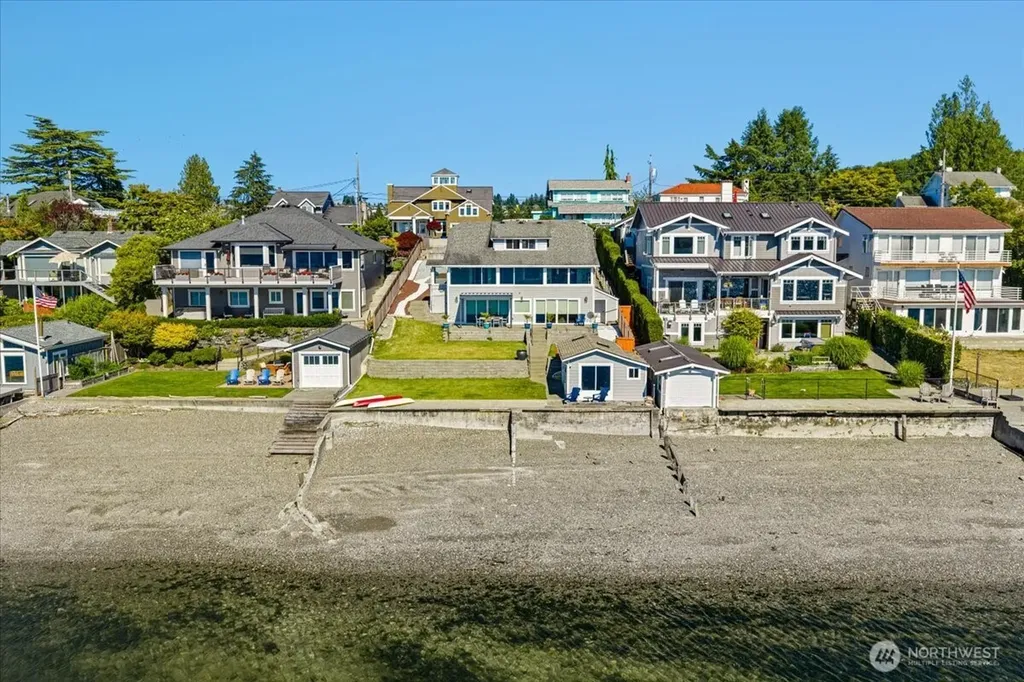 1920 Day Island Boulevard W University Place WA 98466