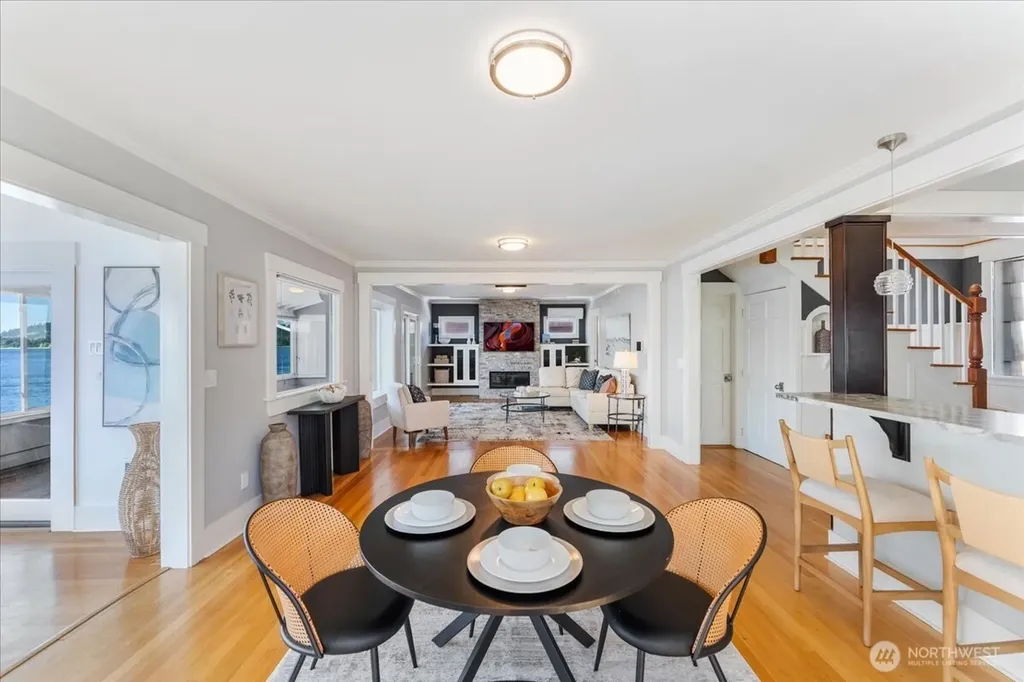 1920 Day Island Boulevard W University Place WA 98466