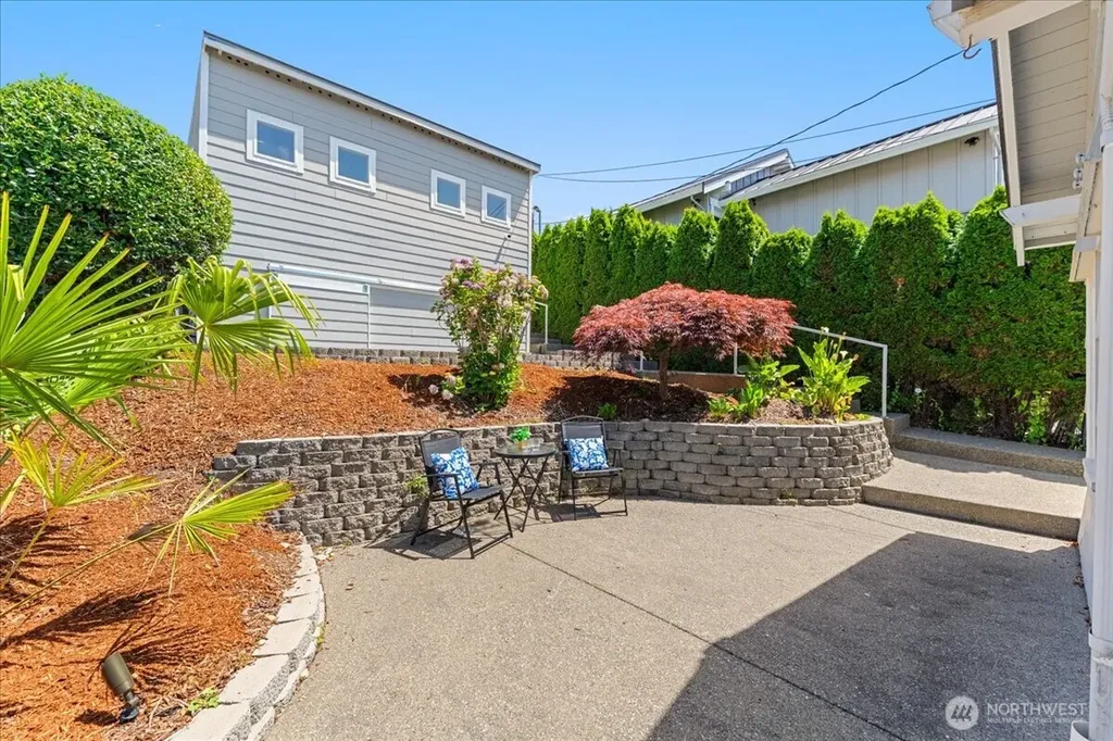 1920 Day Island Boulevard W University Place WA 98466