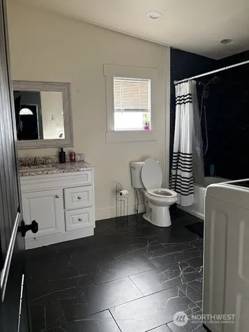 9 Freemont Avenue Rock Island WA 98850