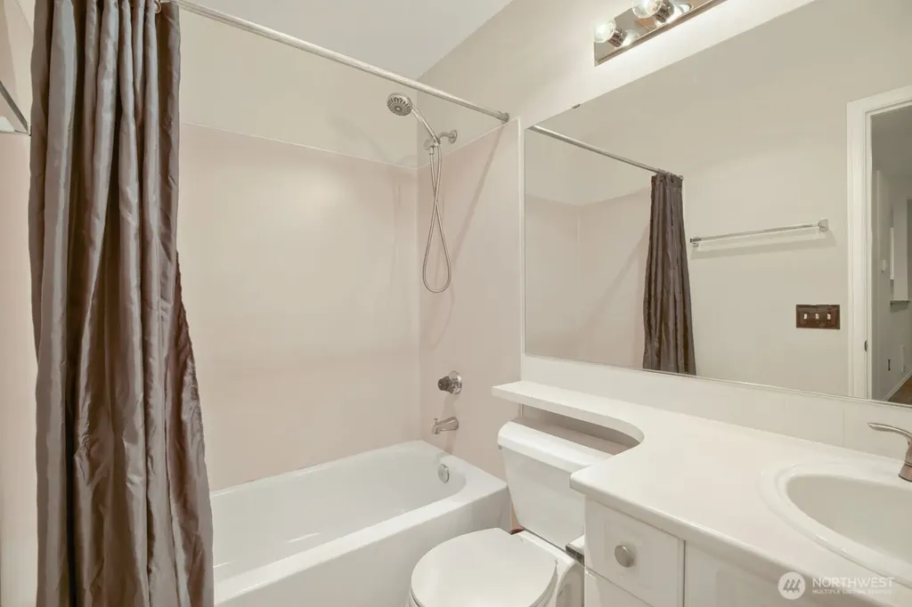 18501 SE Newport Way Issaquah WA 98027