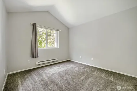 18501 SE Newport Way Issaquah WA 98027