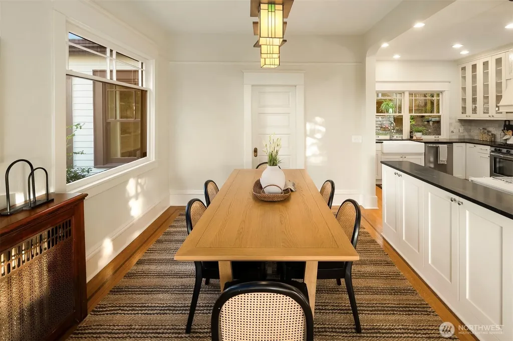 6044 2nd Avenue NW Seattle WA 98107