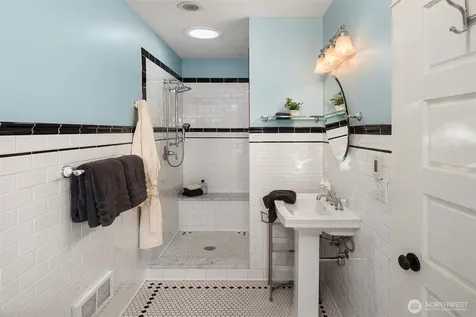 6044 2nd Avenue NW Seattle WA 98107