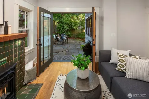 6044 2nd Avenue NW Seattle WA 98107