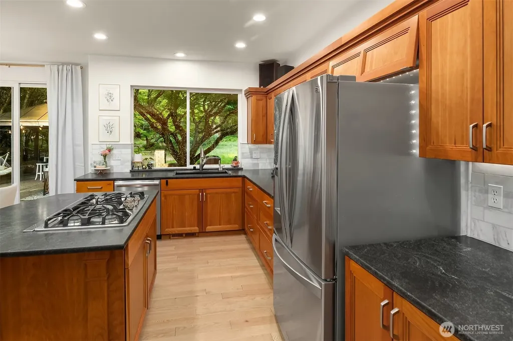 14230 229th Avenue NE Woodinville WA 98077