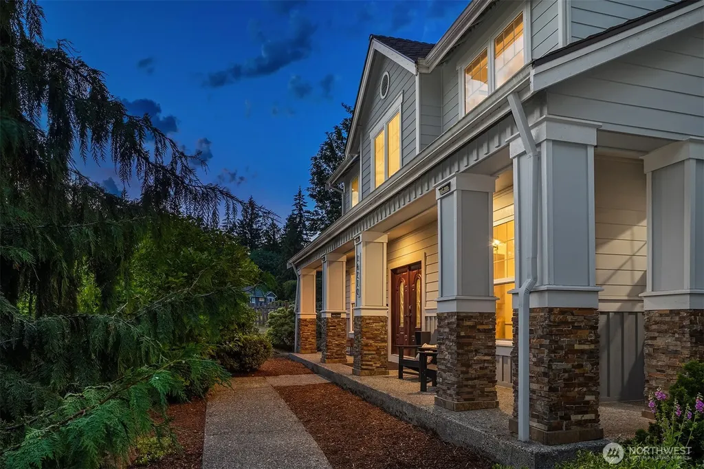 14230 229th Avenue NE Woodinville WA 98077