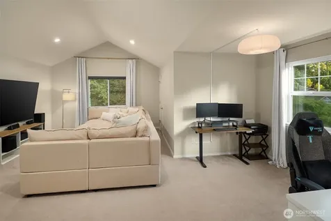 14230 229th Avenue NE Woodinville WA 98077