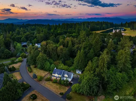 14230 229th Avenue NE Woodinville WA 98077
