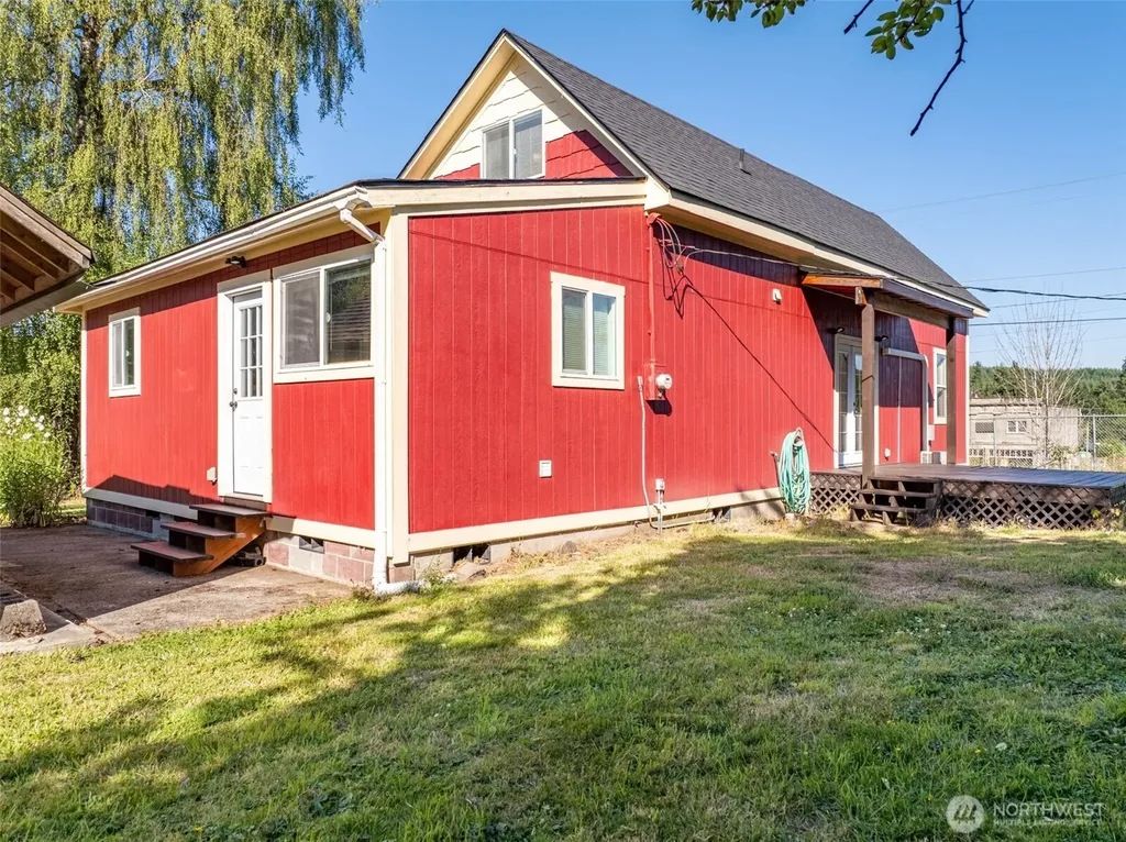 201 W 7th Street Bucoda WA 98530