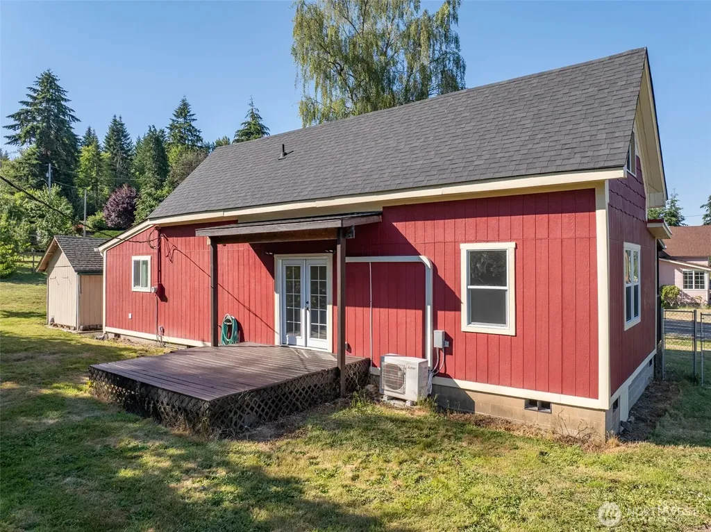 201 W 7th Street Bucoda WA 98530