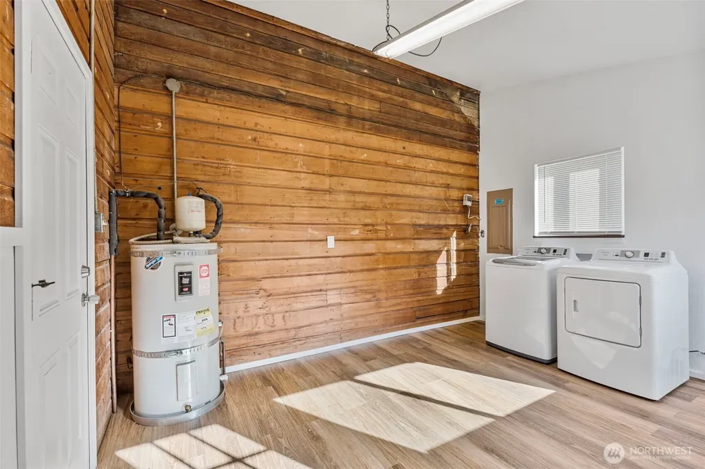 201 W 7th Street Bucoda WA 98530