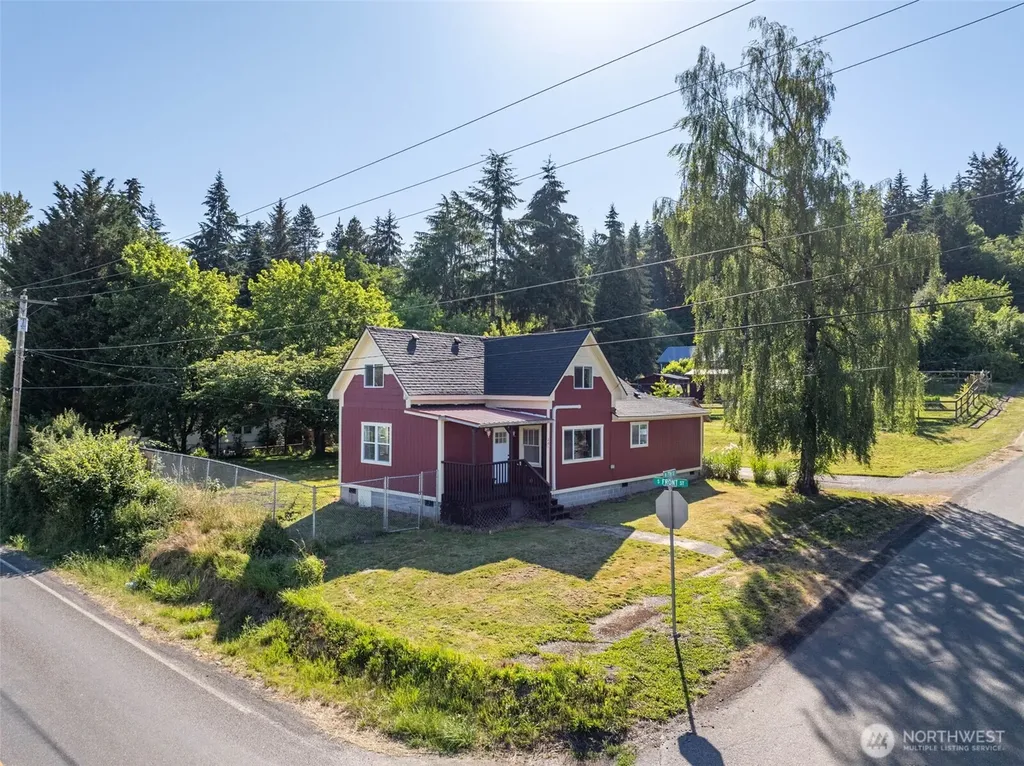 201 W 7th Street Bucoda WA 98530