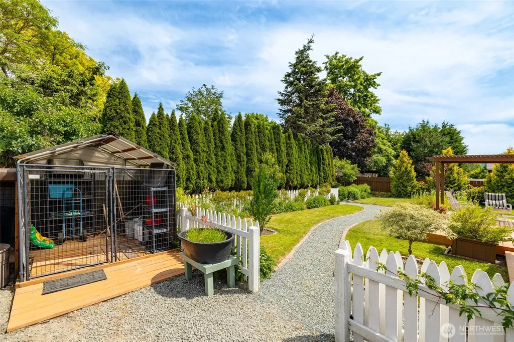 306 S 28th Street Mount Vernon WA 98274