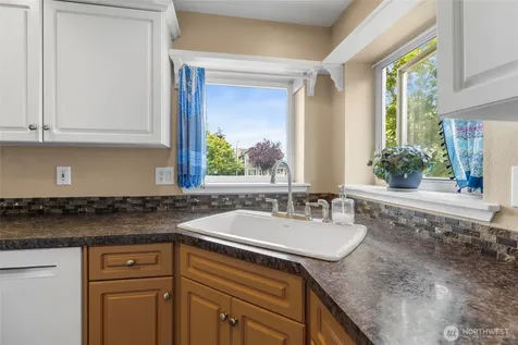 306 S 28th Street Mount Vernon WA 98274