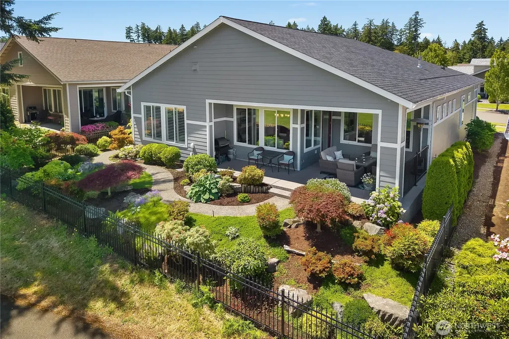 8701 Vashon Court NE Lacey WA 98516