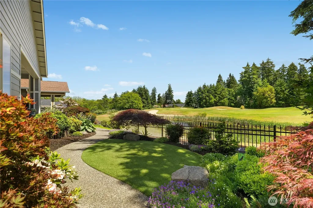 8701 Vashon Court NE Lacey WA 98516