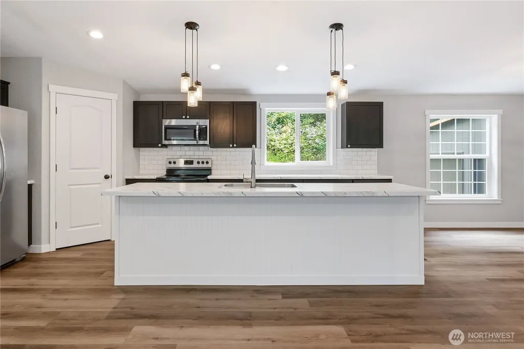 194 Ball Park Drive Kelso WA 98626