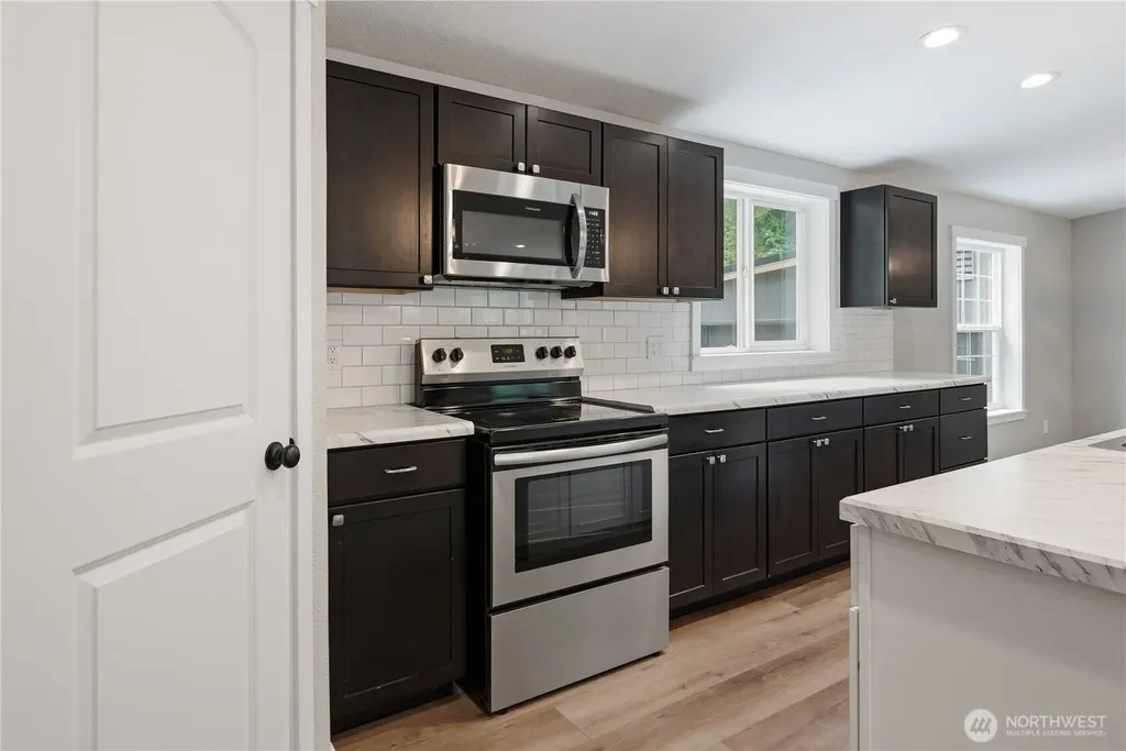 194 Ball Park Drive Kelso WA 98626