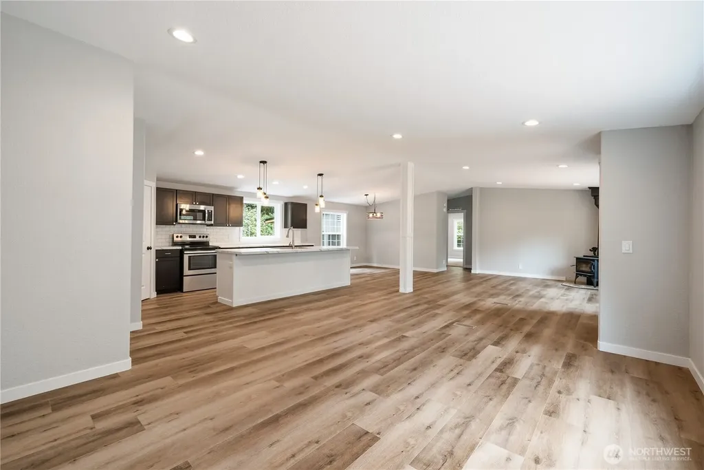 194 Ball Park Drive Kelso WA 98626