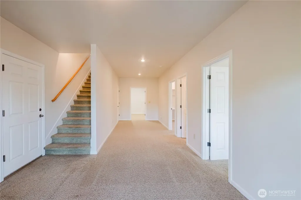 235 NW Bunker Hill Ln W Bremerton WA 98311
