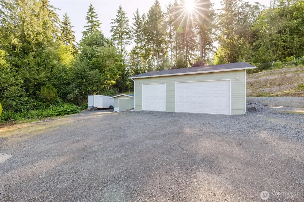 235 NW Bunker Hill Ln W Bremerton WA 98311