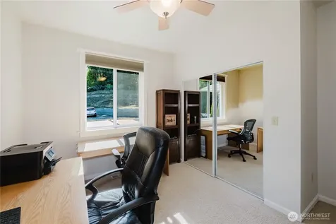 235 NW Bunker Hill Ln W Bremerton WA 98311
