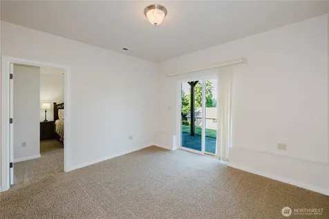 235 NW Bunker Hill Ln W Bremerton WA 98311