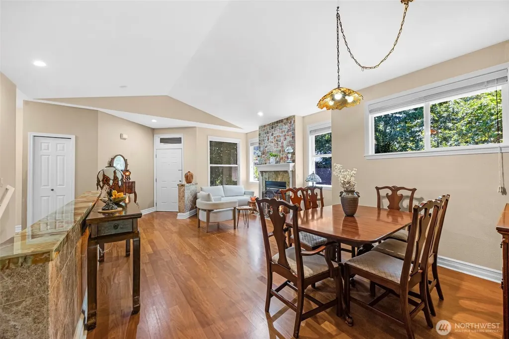 2680 139th Avenue SE Bellevue WA 98005