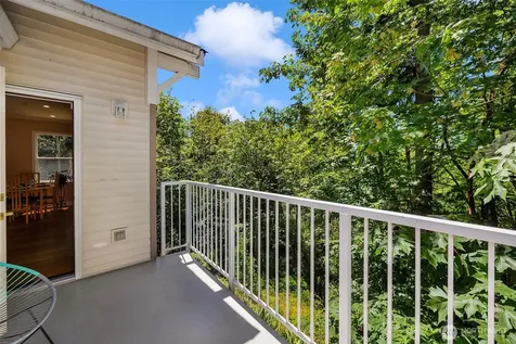 2680 139th Avenue SE Bellevue WA 98005